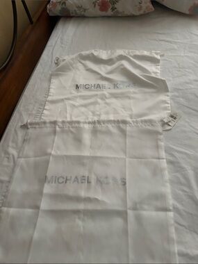 Michael Kors 2 Medium dust bags
